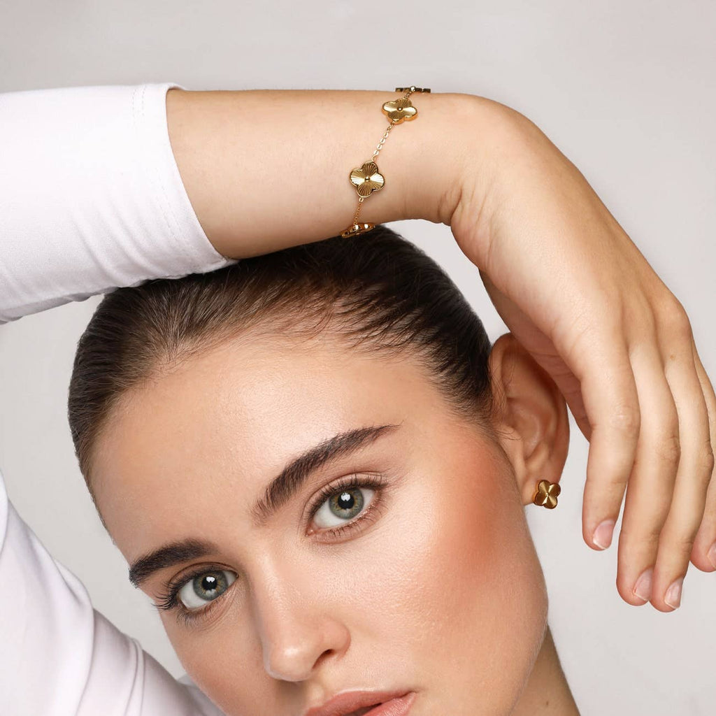 Radiant Clover Bracelet